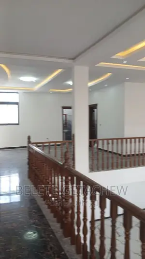 9bdrm House in G+2 Ayat Zone, Bole for sale