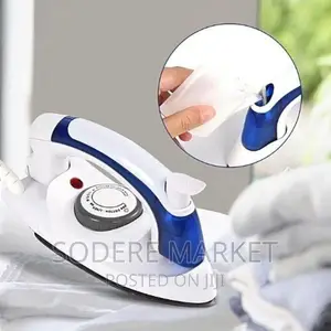 Palm Size Steam Iron