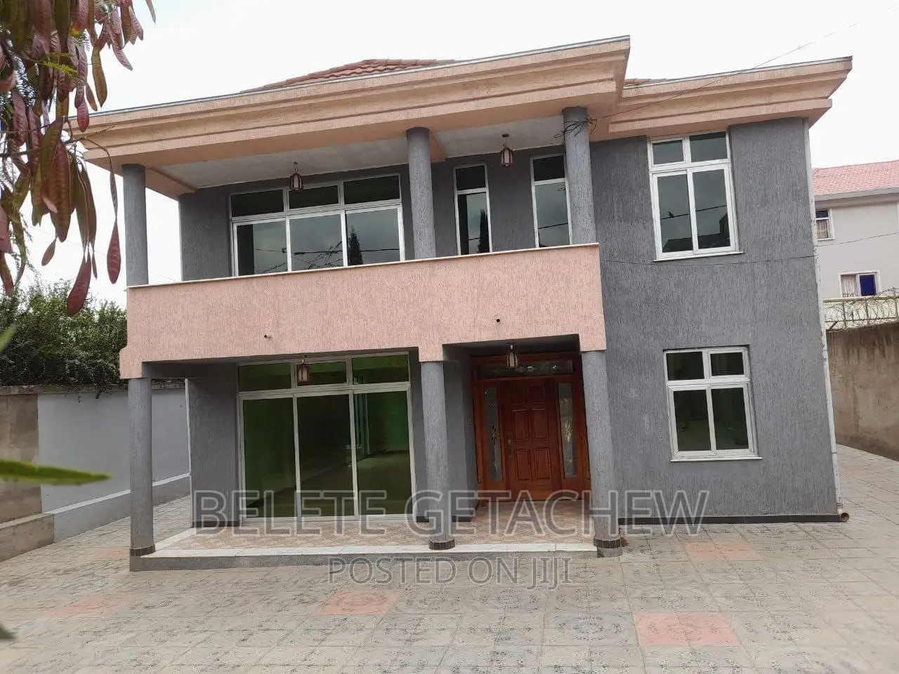 4bdrm House in Ayat Compound G+1, Bole for sale