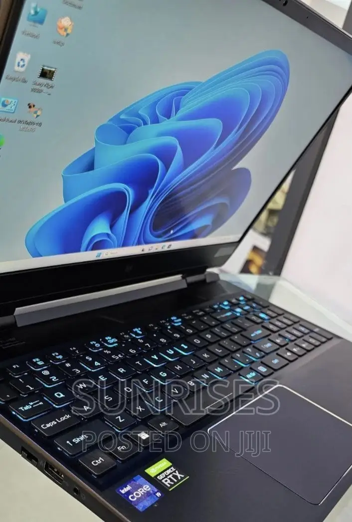 New Laptop Acer Predator Helios 300 16GB Intel Core I9 SSD 1T