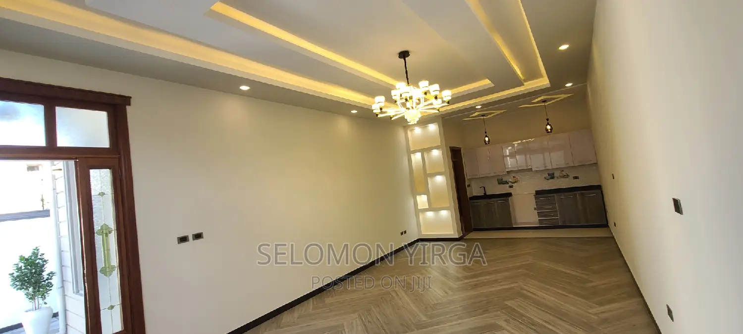 3bdrm Villa in Adis Abba, Bole for sale