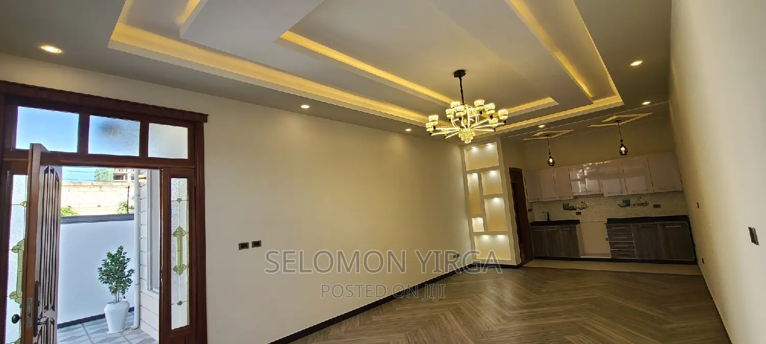3bdrm Villa in Adis Abba, Bole for sale