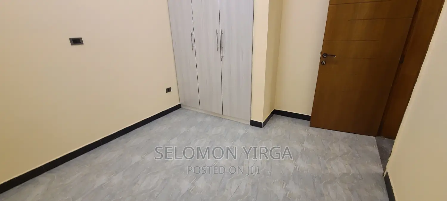 3bdrm Villa in Adis Abba, Bole for sale