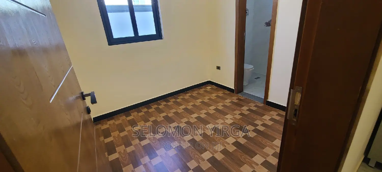 3bdrm Villa in Adis Abba, Bole for sale