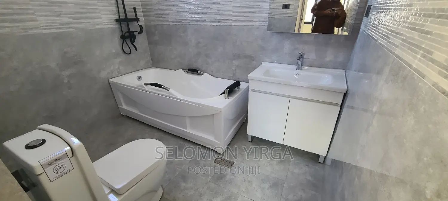 3bdrm Villa in Adis Abba, Bole for sale