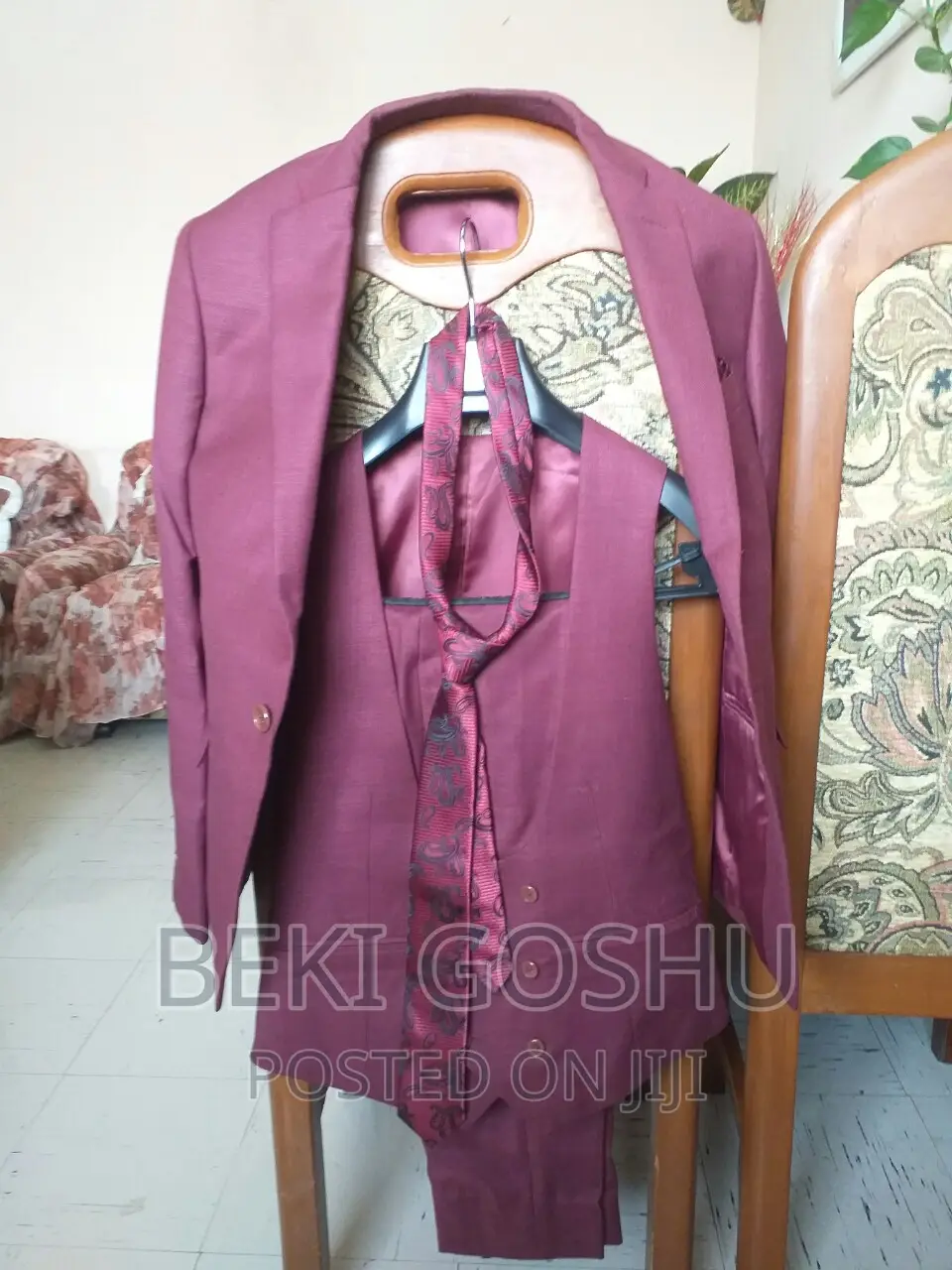 Ambassador Mens Suit