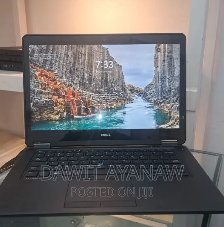 New Laptop Dell 8GB Intel Core I7 SSD 256GB
