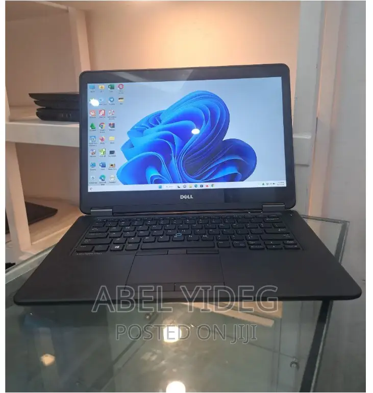 New Laptop Dell Latitude 14 8GB Intel Core I7 SSD 256GB