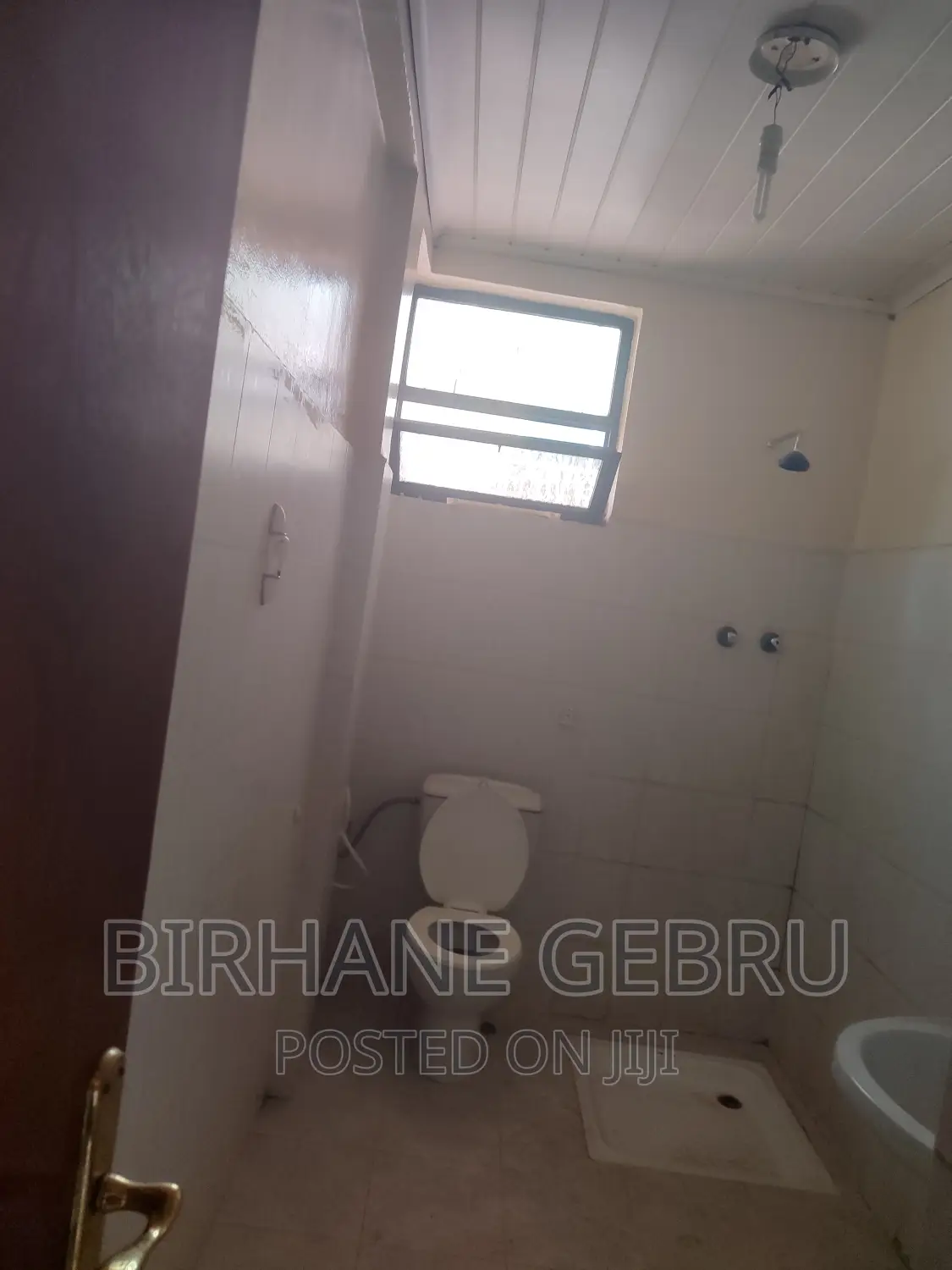 7bdrm House in House, Bole for rent