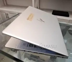 New Laptop HP EliteBook 840 8GB AMD Ryzen 3 HDD 256GB