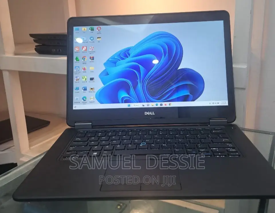 New Laptop Dell Latitude 5310 8GB Intel Core I7 SSD 256GB