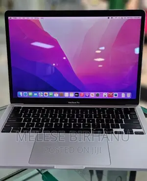 New Laptop Apple MacBook 2020 16GB Intel Core I5 SSD 1T