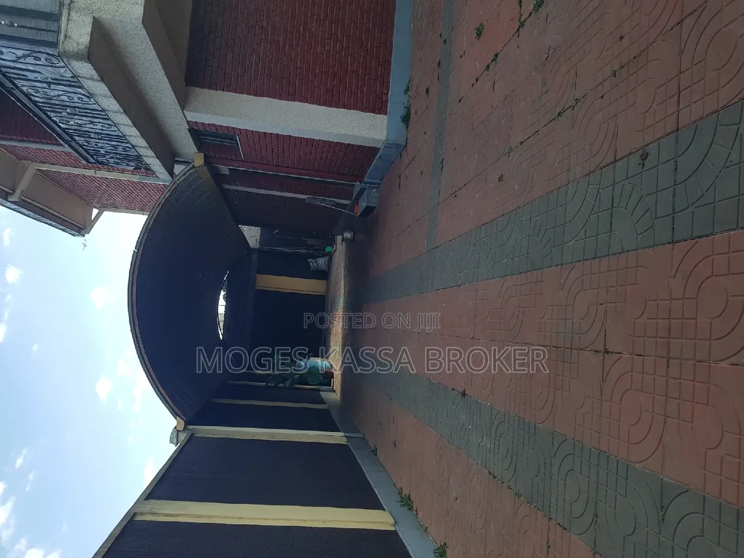 Furnished 4bdrm House in አያት የአያት ቤቶች ኮፓፓውንድ, Yeka for sale
