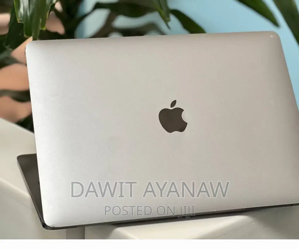 New Laptop Apple MacBook Air 2020 M1 8GB Apple M1 SSD 256GB