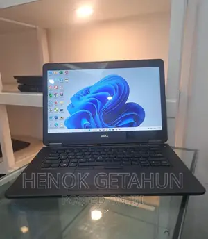 New Laptop Dell Latitude 5310 8GB Intel Core I7 SSD 256GB