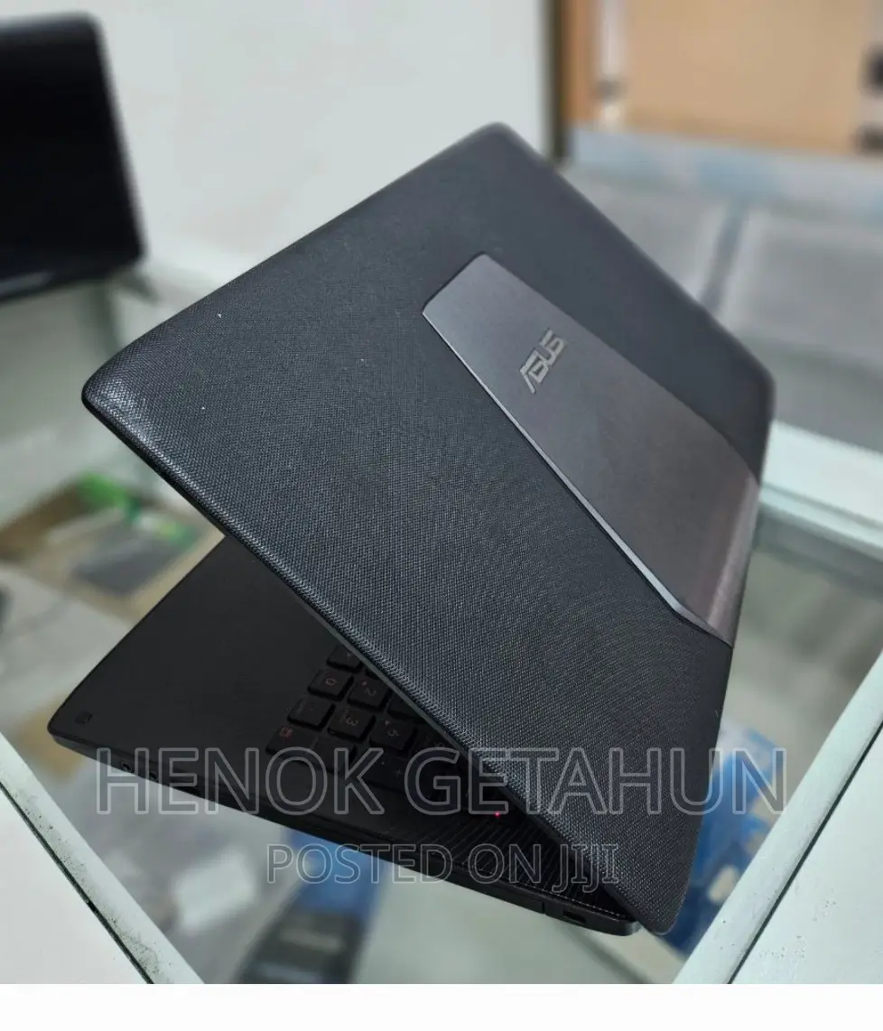 New Laptop Asus ROG Strix G15 8GB Intel Core I5 HDD 1T