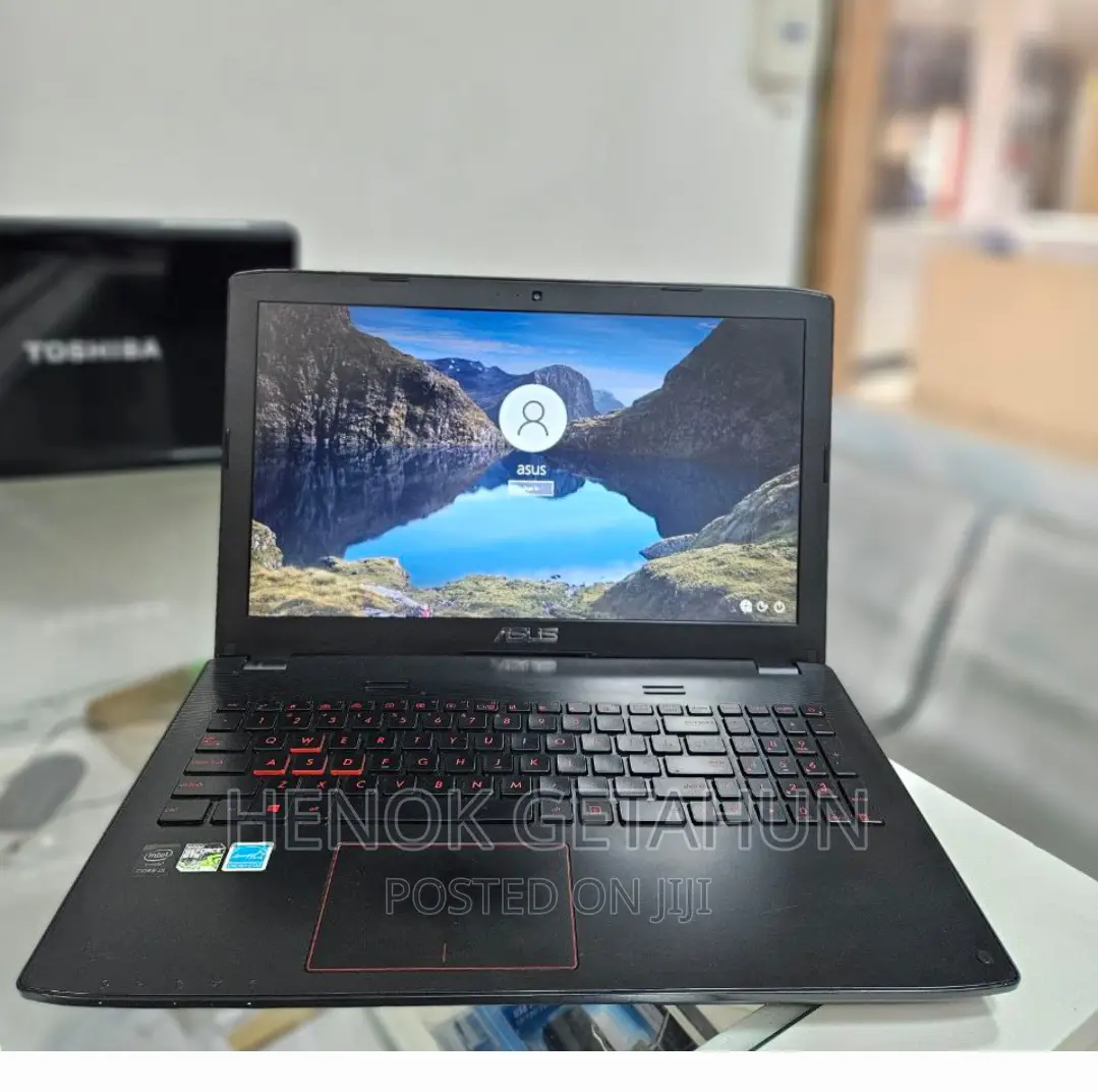 New Laptop Asus ROG Strix G15 8GB Intel Core I5 HDD 1T