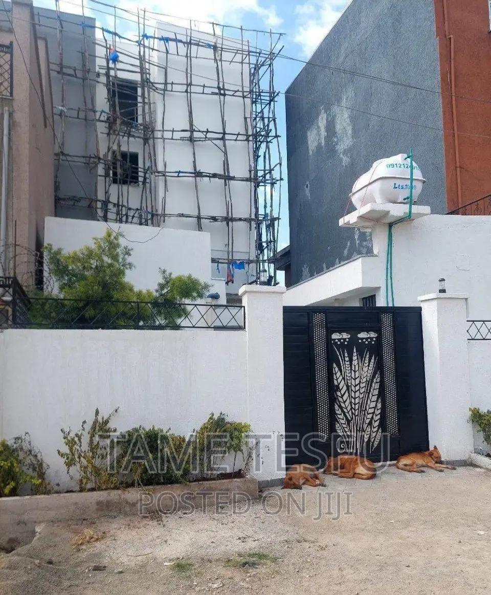 Furnished 3bdrm House in Hayat, Yeka for sale