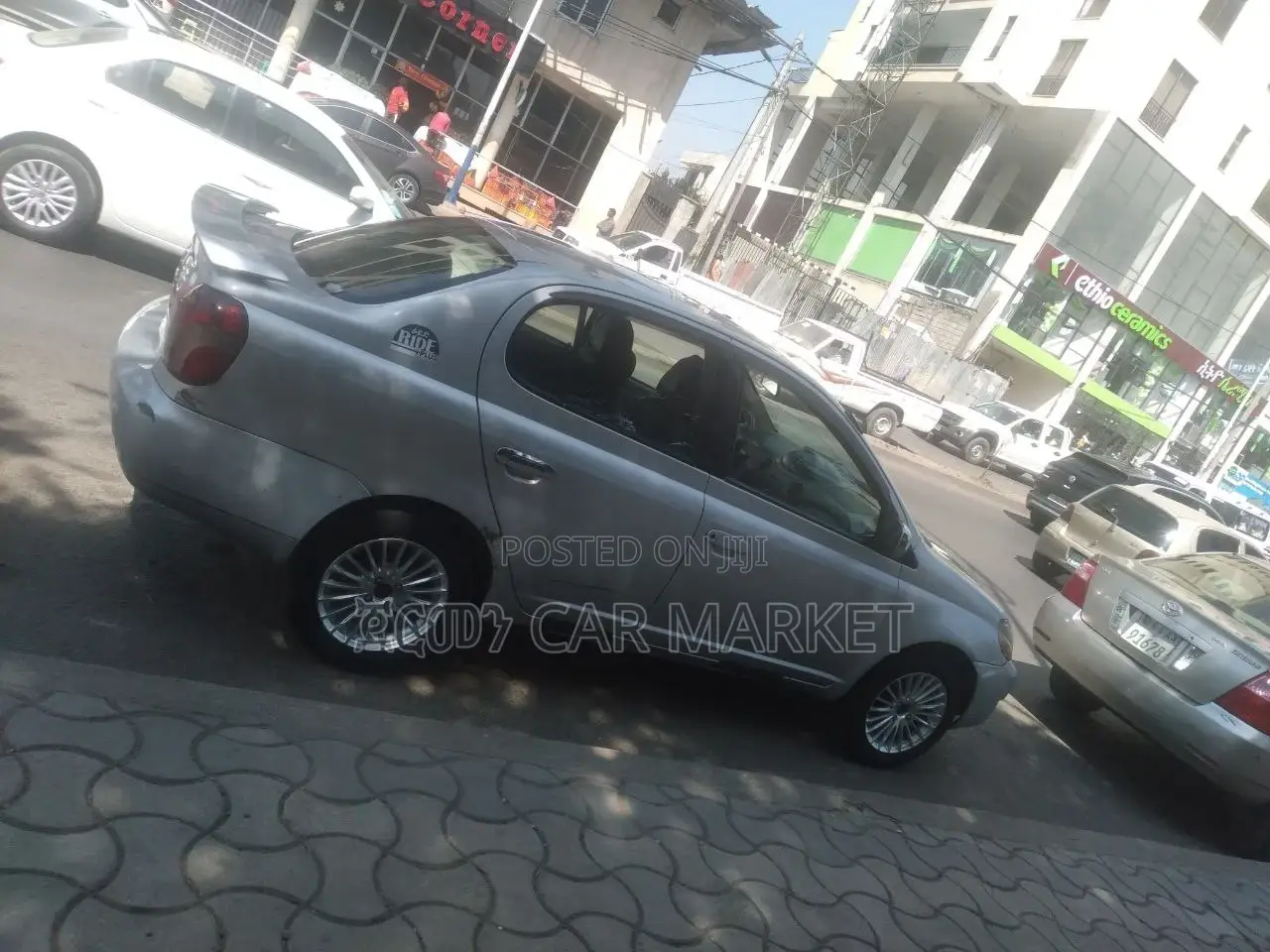 Toyota Platz 2004 Silver