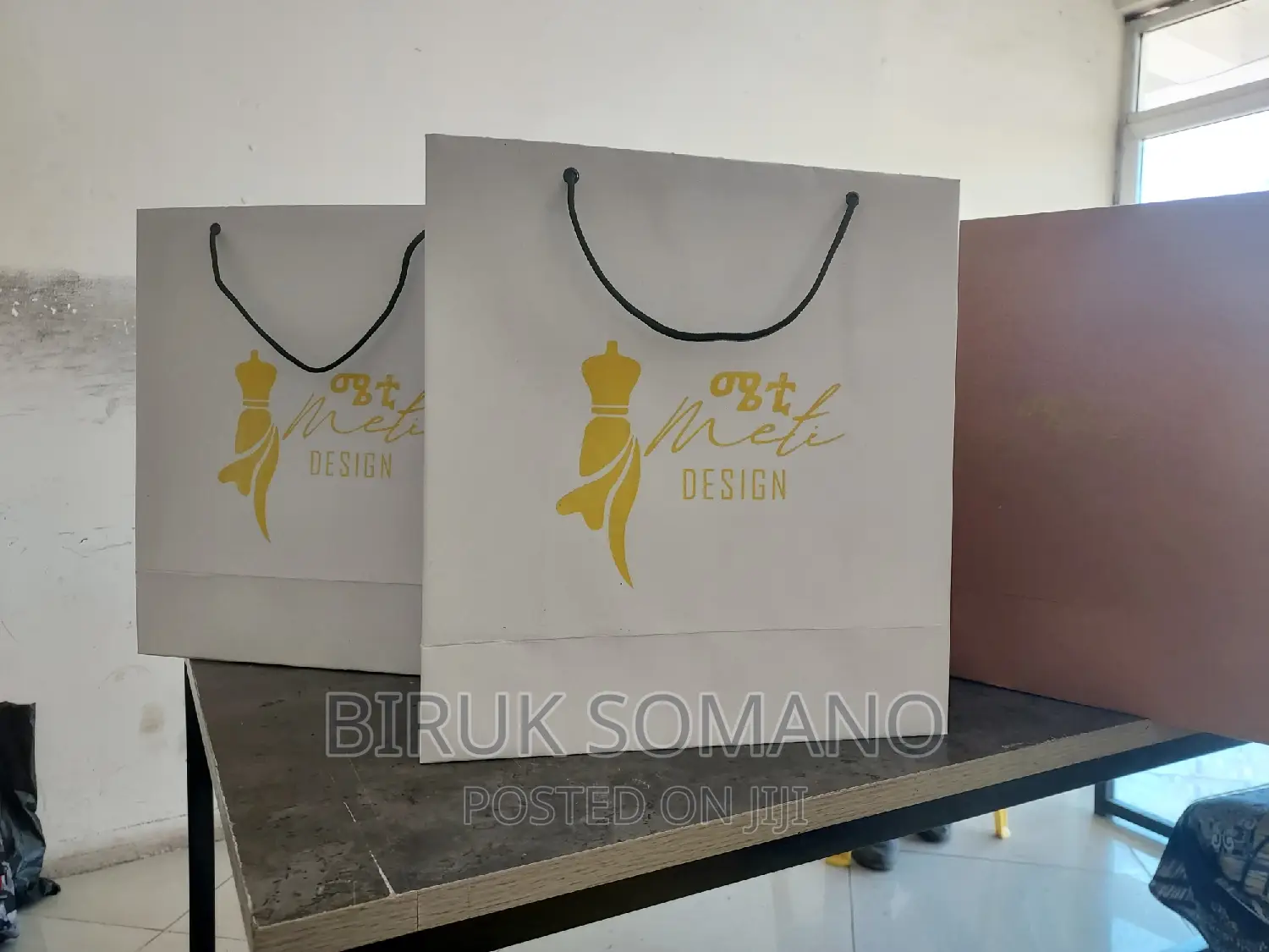 Paper Bag (Shopping Bags)