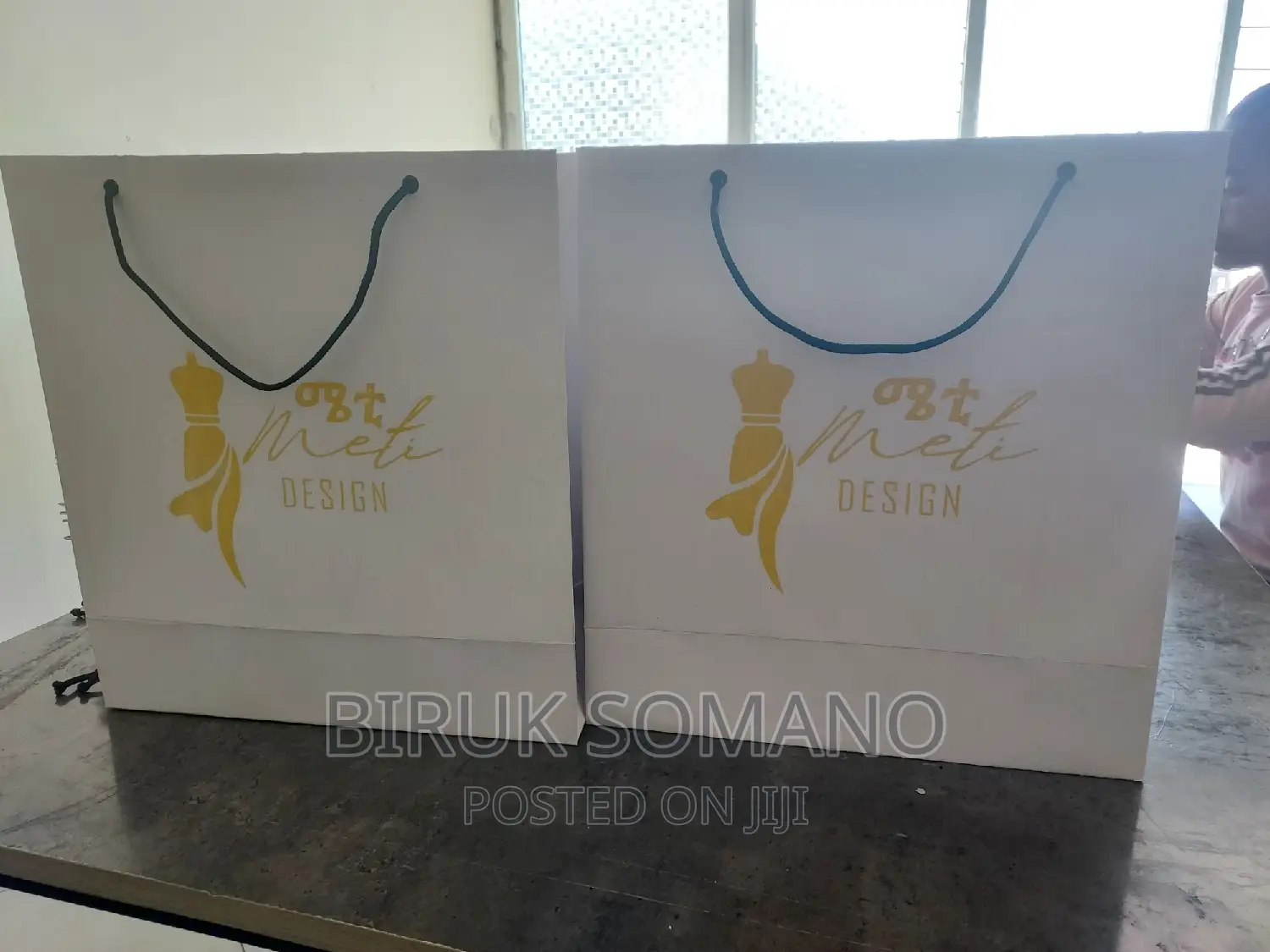 Paper Bag (Shopping Bags)