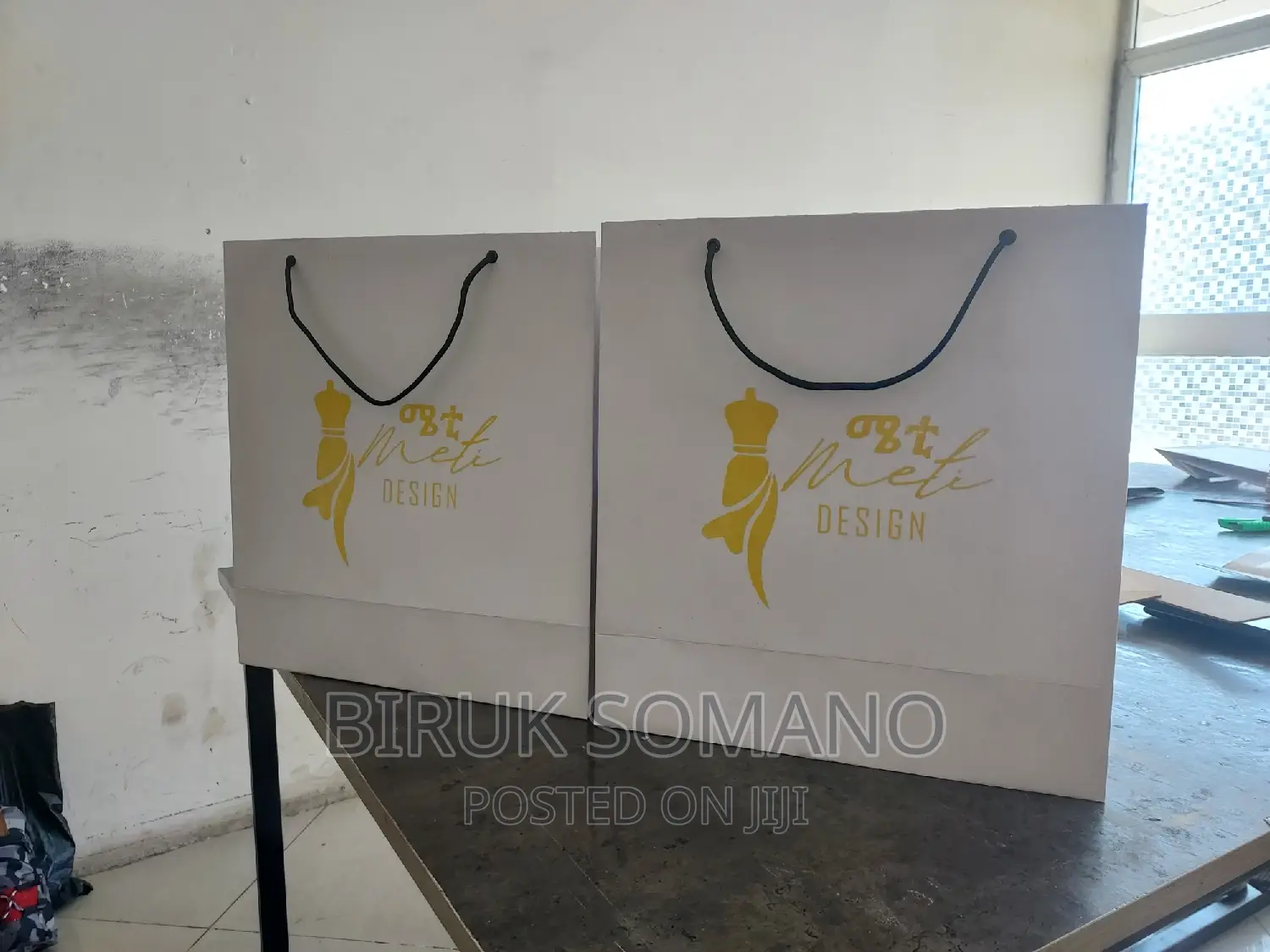 Paper Bag (Shopping Bags)