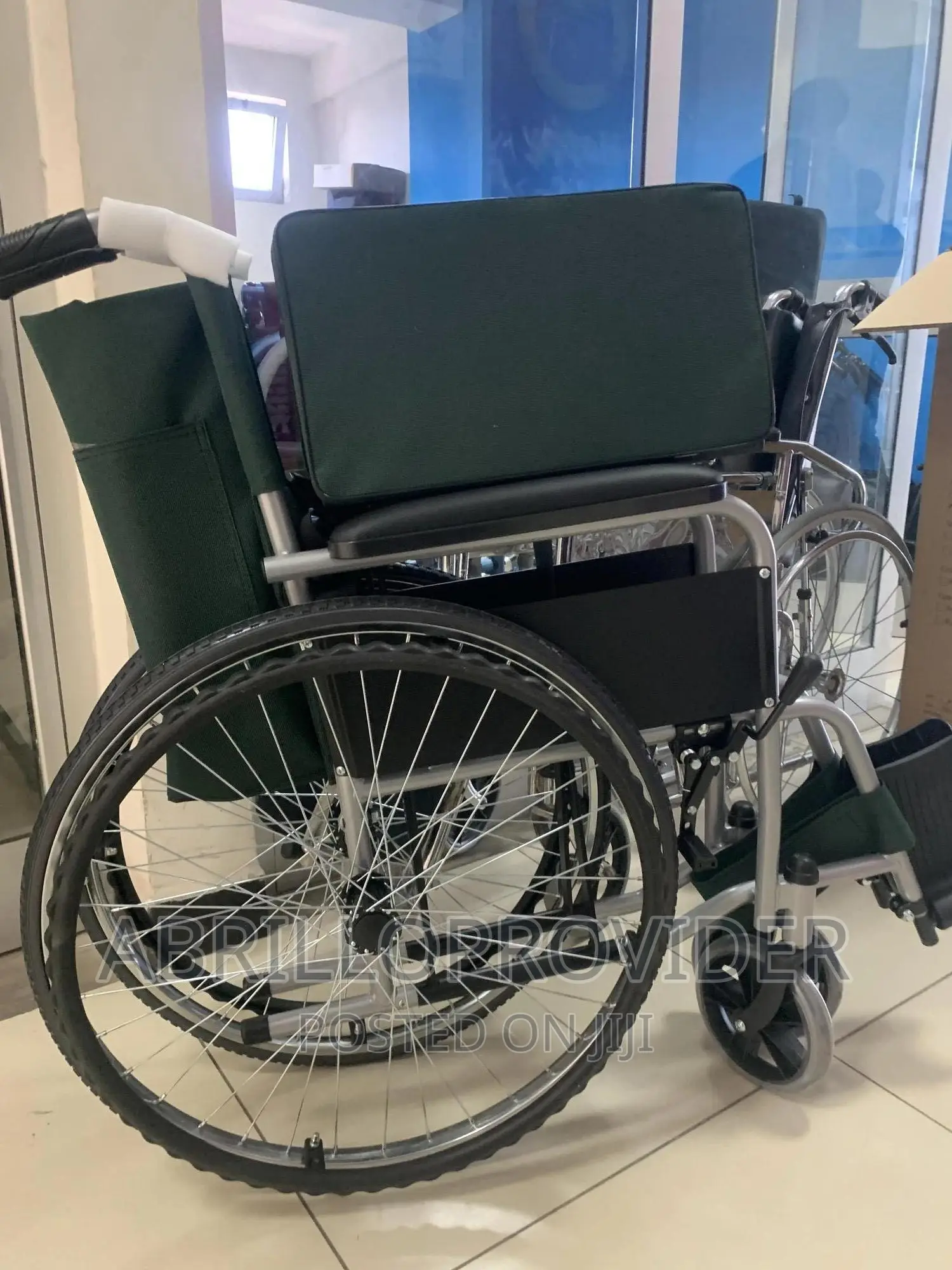 Portable Wheelchairs Carbon Steel Folding Wheelchair