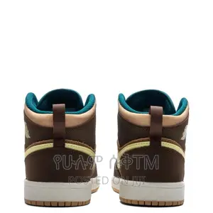Original Air Jordan 1 Mid Cacao Wow Shoe