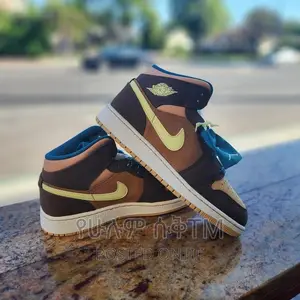 Original Air Jordan 1 Mid Cacao Wow Shoe