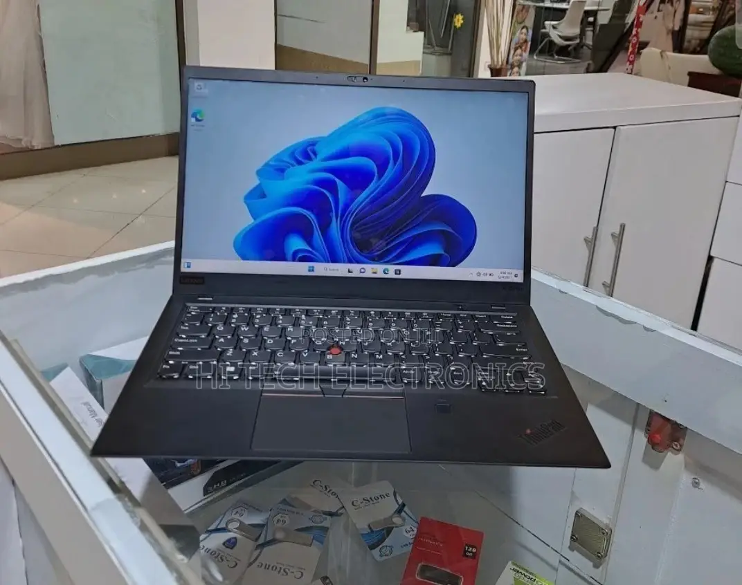New Laptop Lenovo ThinkPad X1 Carbon 16GB Intel Core I7 SSD 512GB