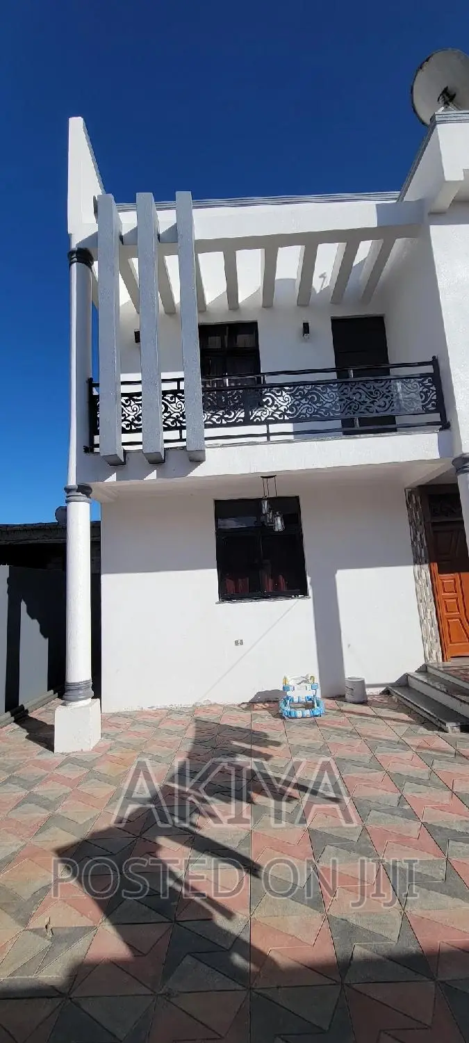 Furnished 7bdrm House in House, Oromia-Finfinne for sale