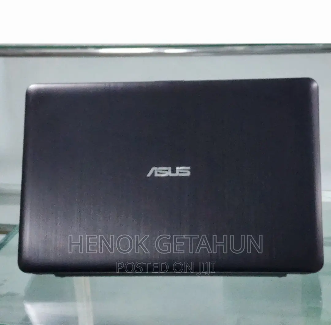New Laptop Asus VivoBook 15 X505BA 4GB Intel Core I5 HDD 1T