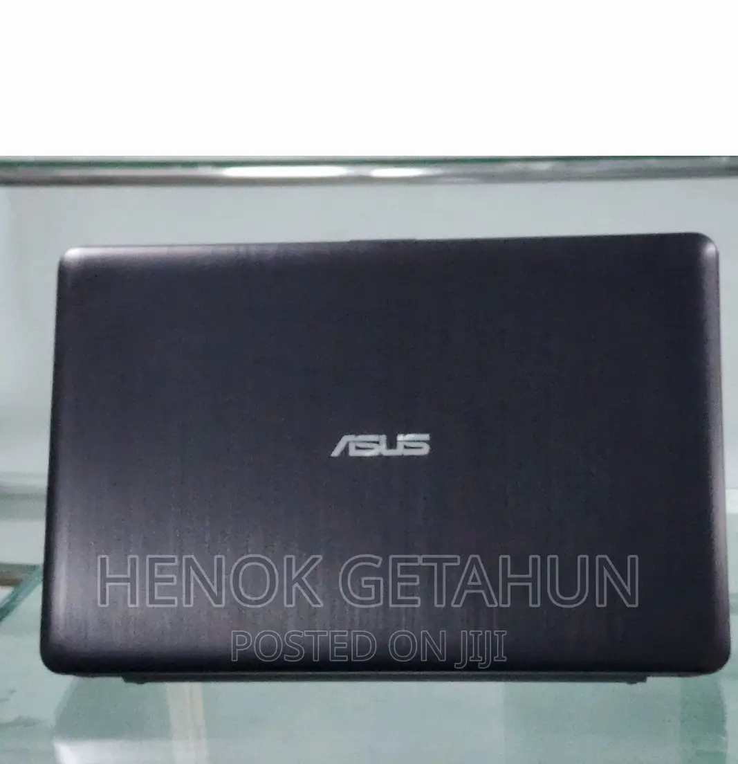 New Laptop Asus VivoBook 15 X505BA 4GB Intel Core I5 HDD 1T