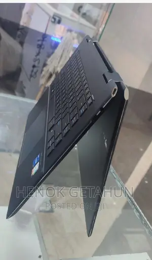 New Laptop HP Spectre 16GB Intel Core i7 SSD 512GB