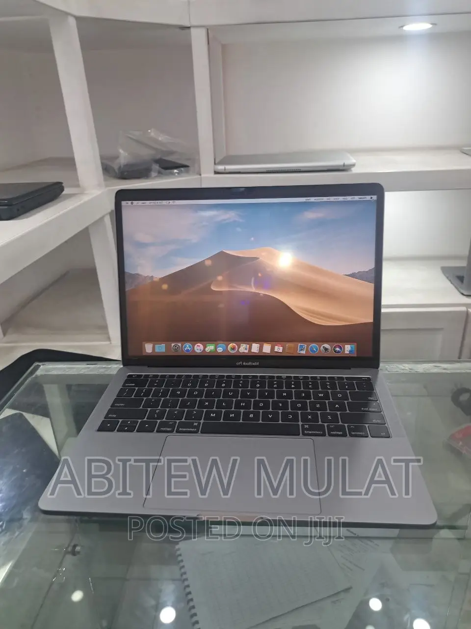 New Laptop Apple MacBook Pro 2017 8GB Intel Core I5 SSD 256GB