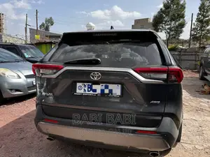 Toyota RAV4 2021 Matt Black