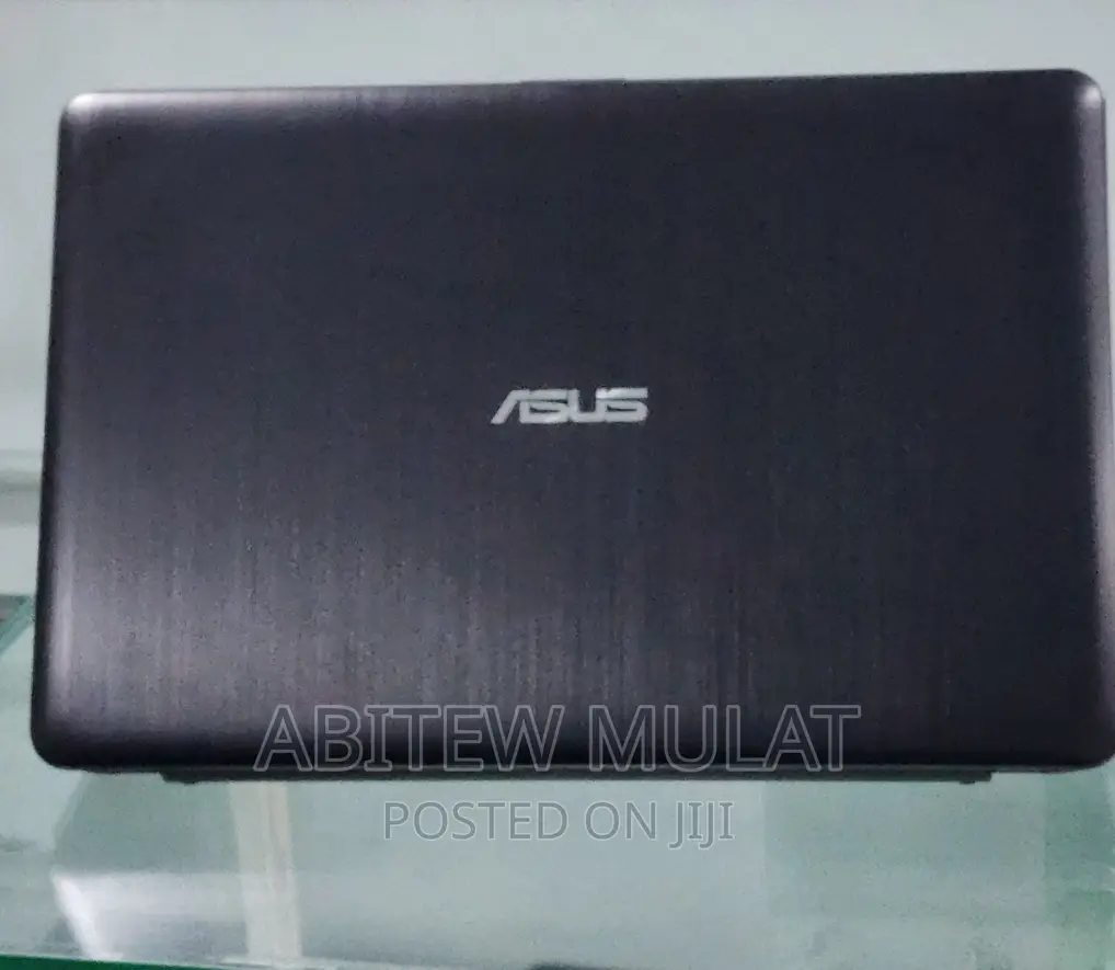 New Laptop Asus 1015E 4GB Intel Core I5 HDD 1T