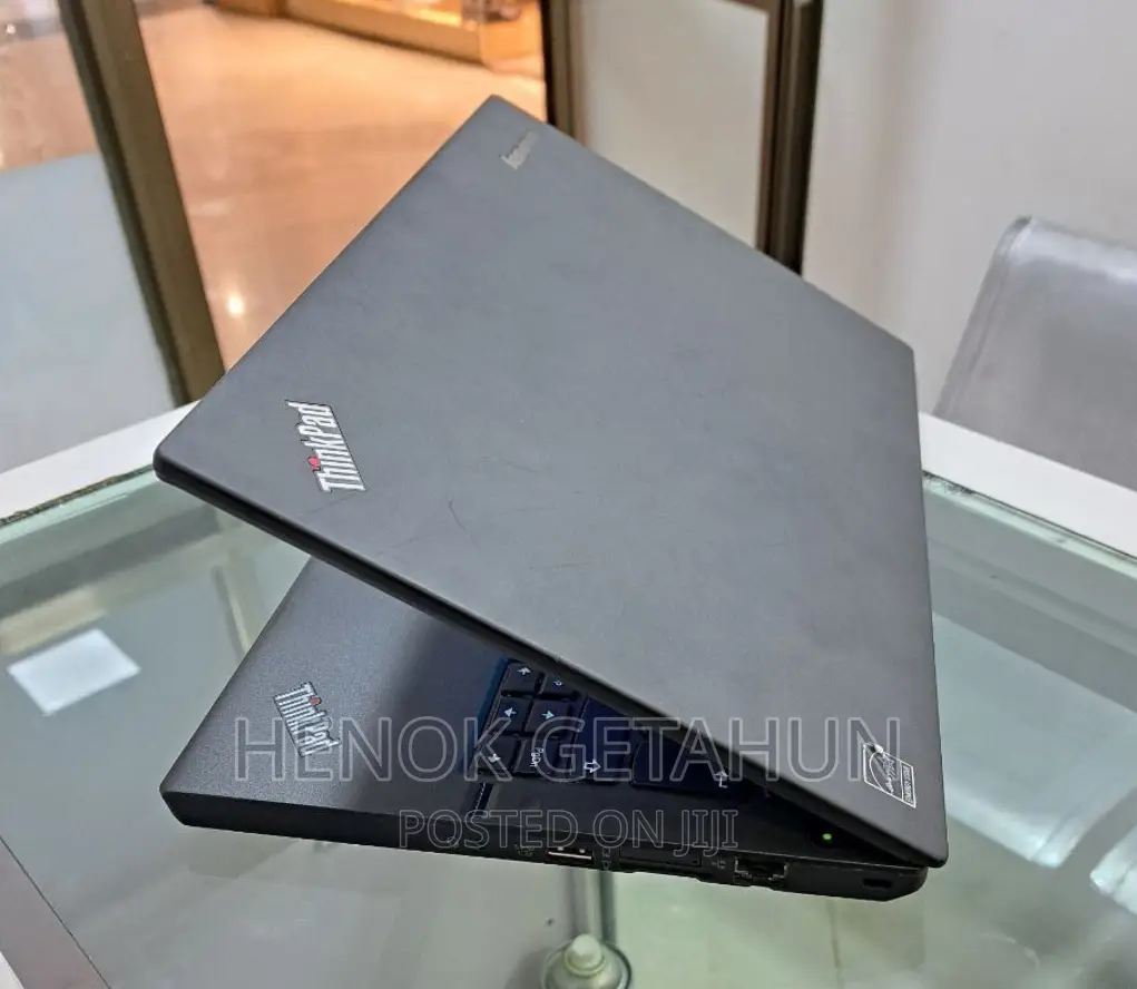 New Laptop Lenovo ThinkPad X250 4GB Intel Core I5 SSD 256GB