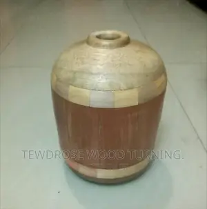 Photo - Wood Flower Pot