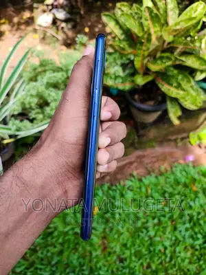 Samsung Galaxy A20 32 GB