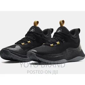 Under Armour Fashion Shoes