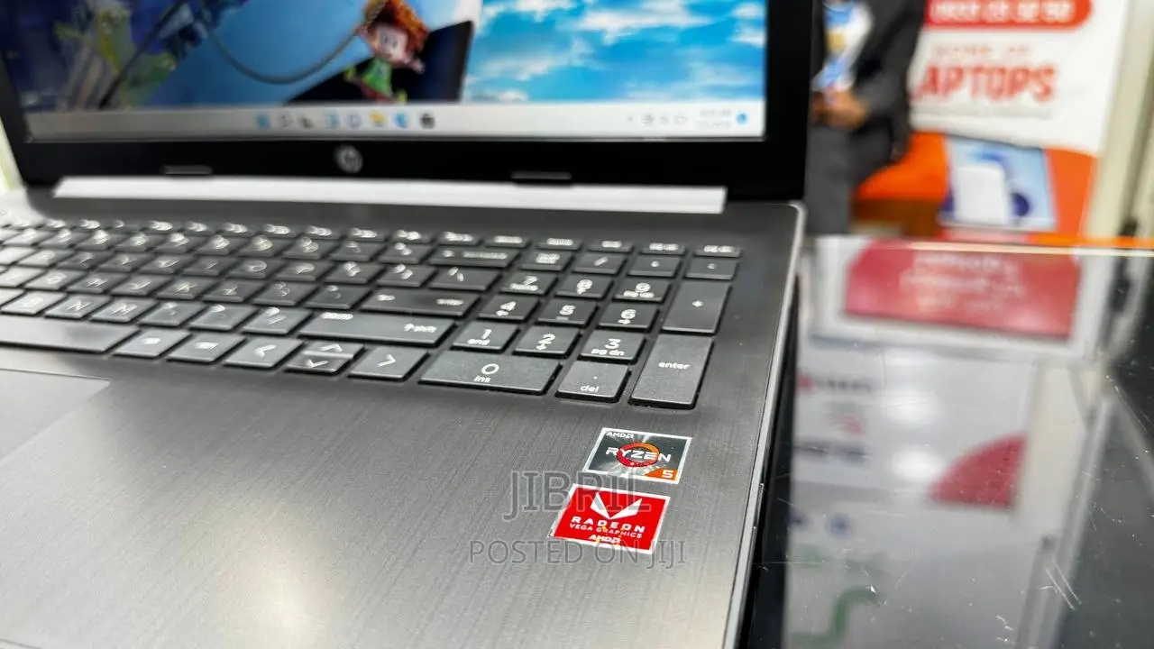 New Laptop HP 15 16GB AMD Ryzen 5 HDD+SSD 1T