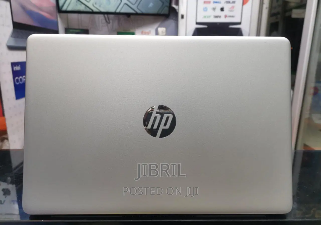 New Laptop HP 17-3000 16GB Intel Core I5 SSD 512GB