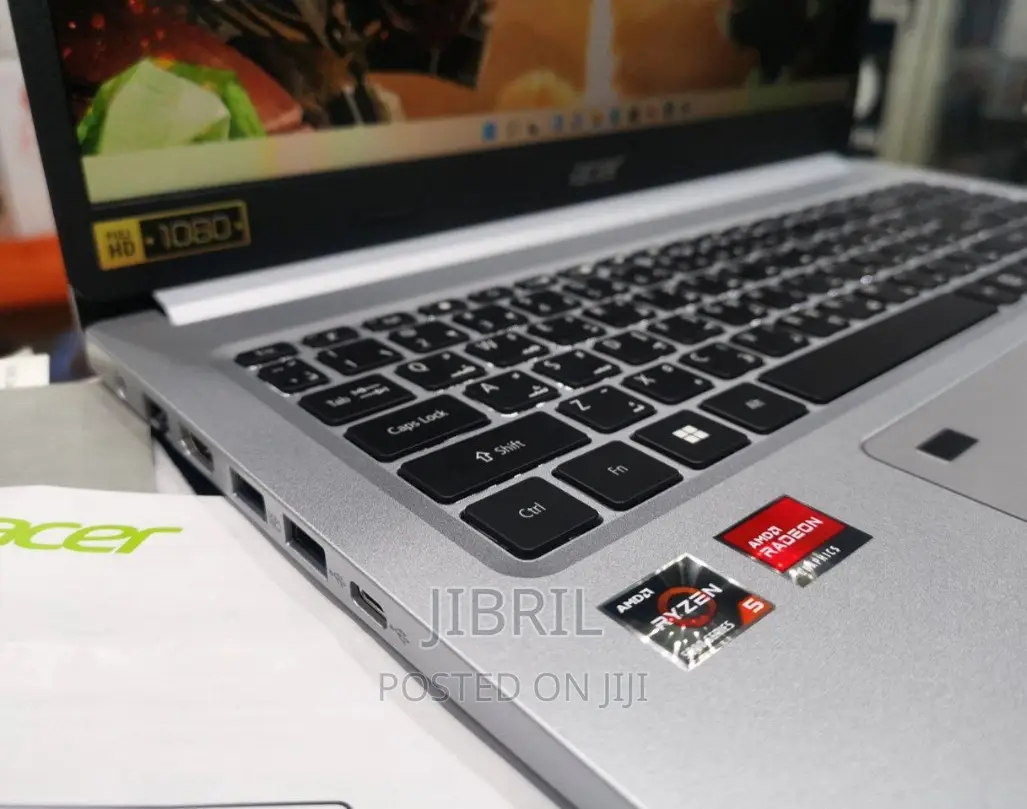 New Laptop Asus 16GB AMD Ryzen 5 SSD 512GB