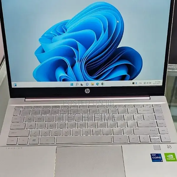 New Laptop HP Pavilion 15 16GB Intel Core I7 SSD 512GB