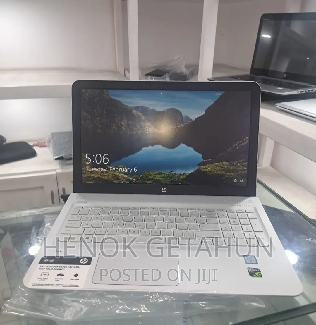 New Laptop HP Envy X360 8GB HDD+SSD 1T