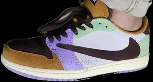 Orginal Nike Travis Scot