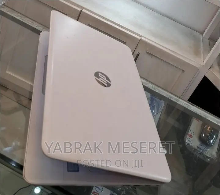 New Laptop HP Pavilion 15 8GB Intel Core I5 SSD 1T