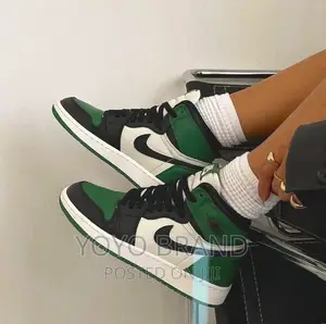 Air Jordan 1 for Kids Fashion Shoes