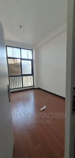 2bdrm Apartment in 4 Kilo, Arada for sale